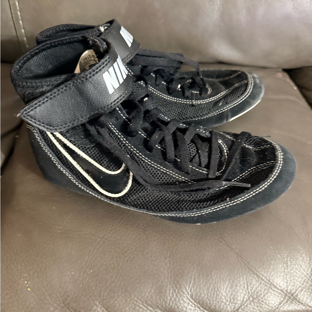Nike Black and White Wrestling Shoes